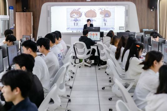 藝術(shù)設(shè)計(jì)（廣告視覺設(shè)計(jì)方向）