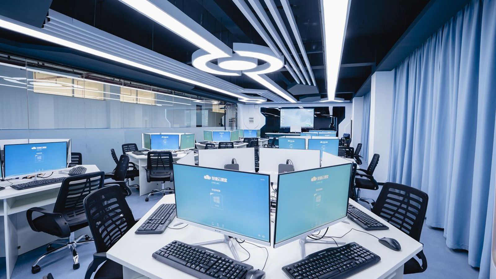 大數(shù)據(jù)技術(shù)實訓室