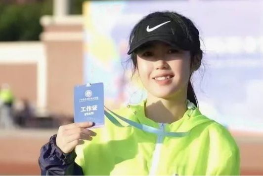 黃海悠：以青春的名義，犒賞每一個(gè)奮斗的心