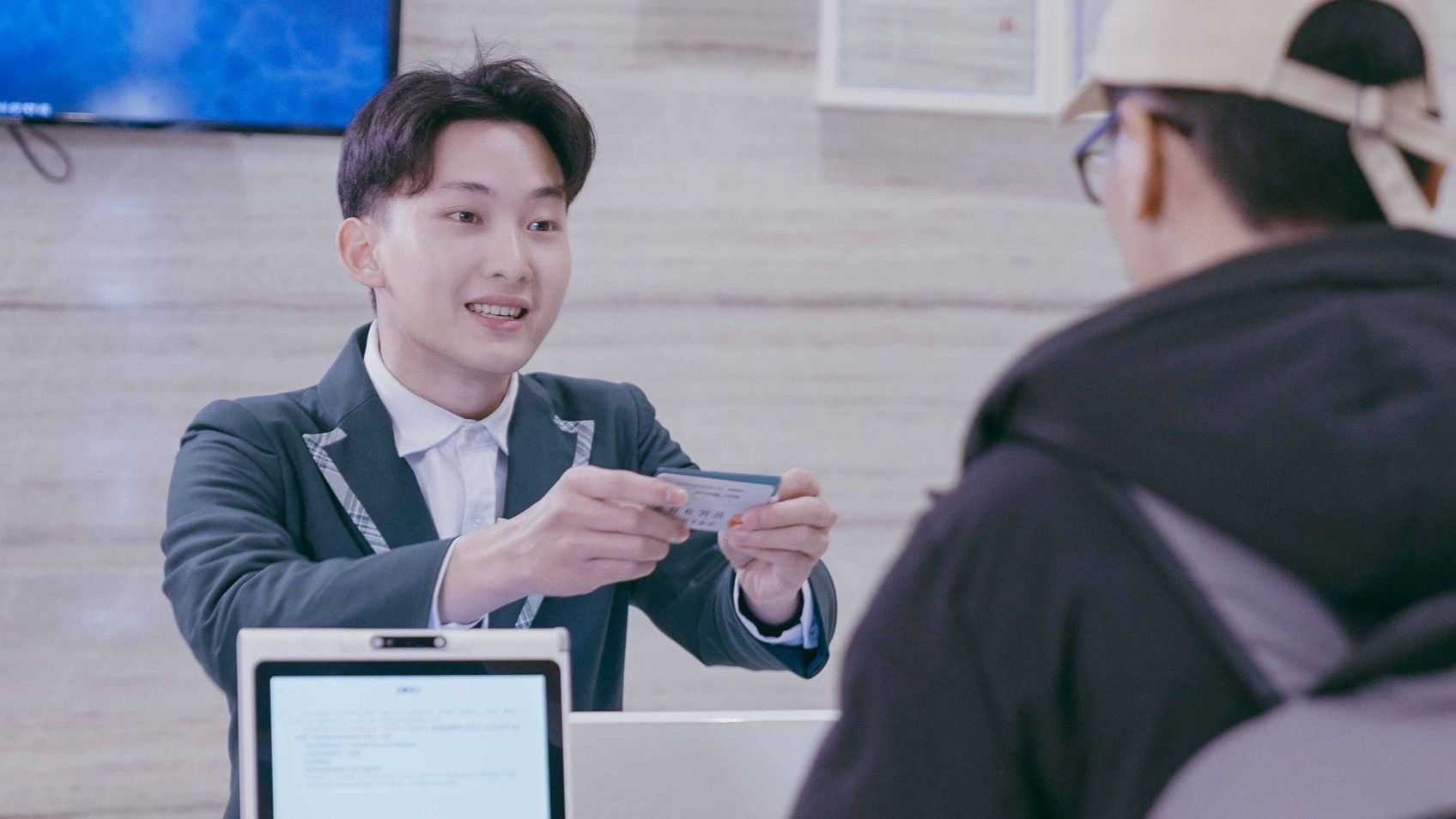 酒店管理與數(shù)字化運(yùn)營(yíng)