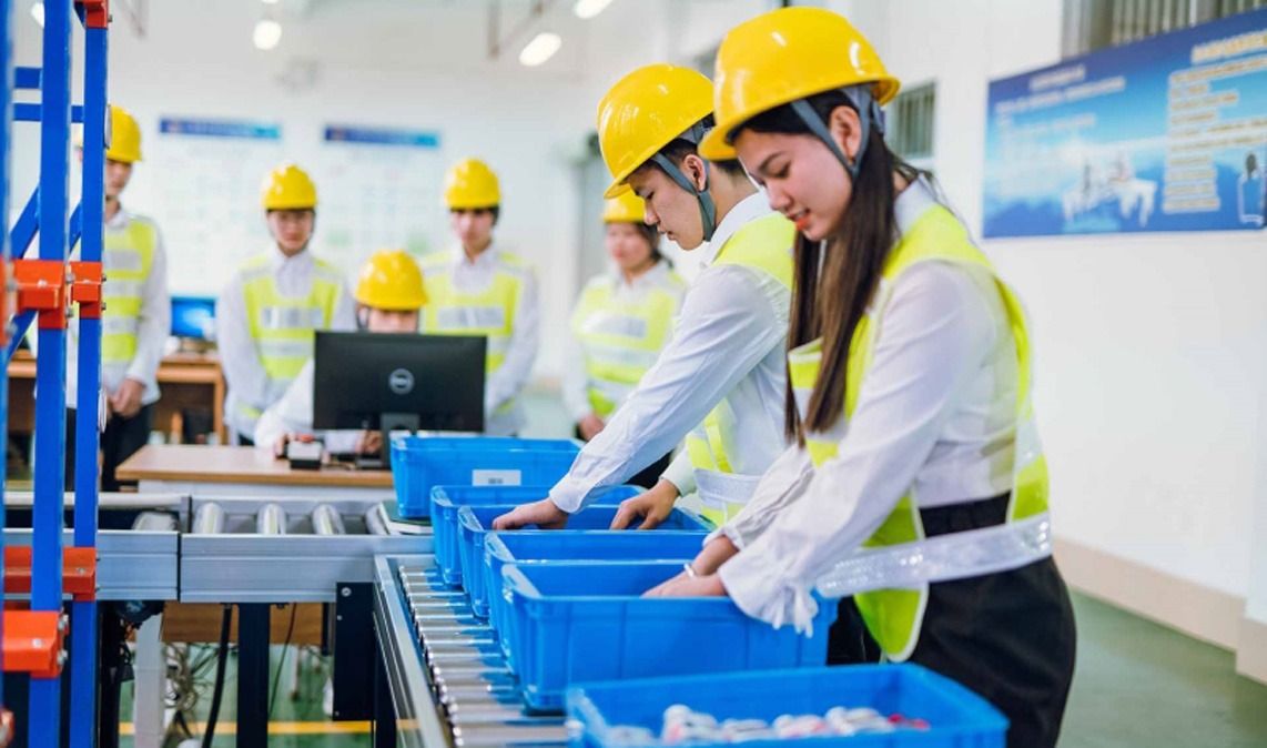 現(xiàn)代物流管理實訓室