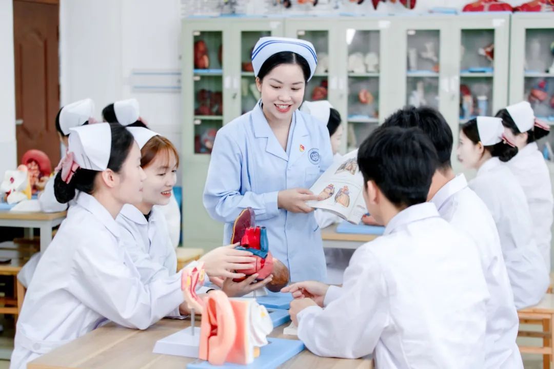 護(hù)理專業(yè)實(shí)訓(xùn)室