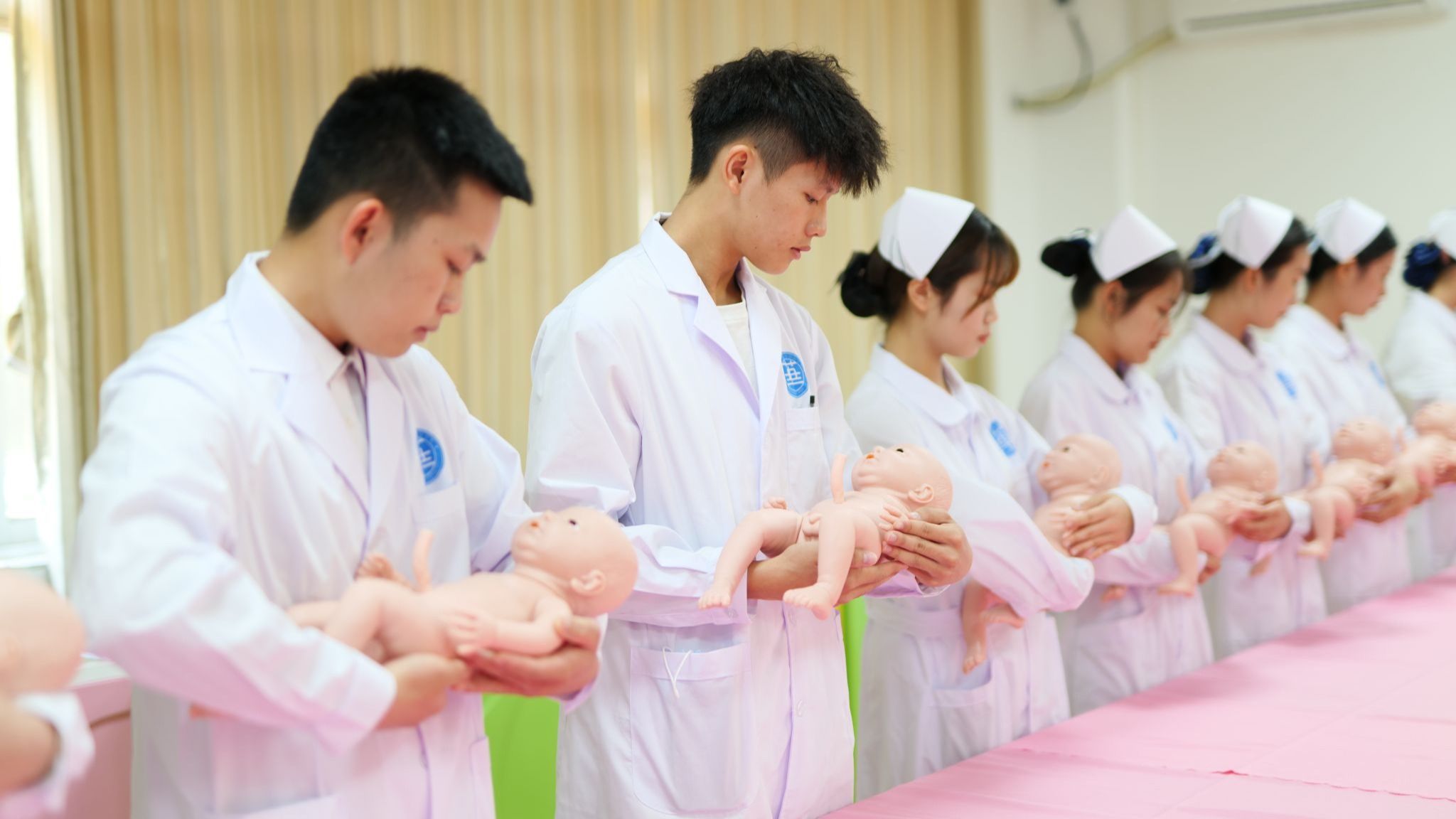 兒科護(hù)理實(shí)訓(xùn)室