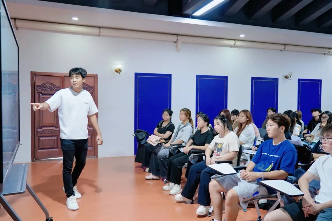 學(xué)子指導(dǎo)學(xué)生