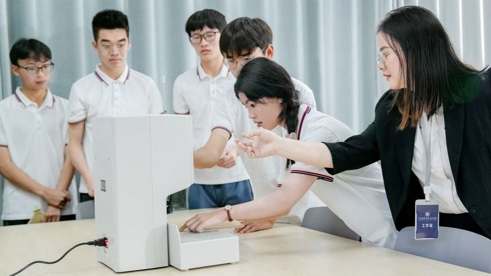 大數(shù)據(jù)與財(cái)務(wù)管理實(shí)訓(xùn)室