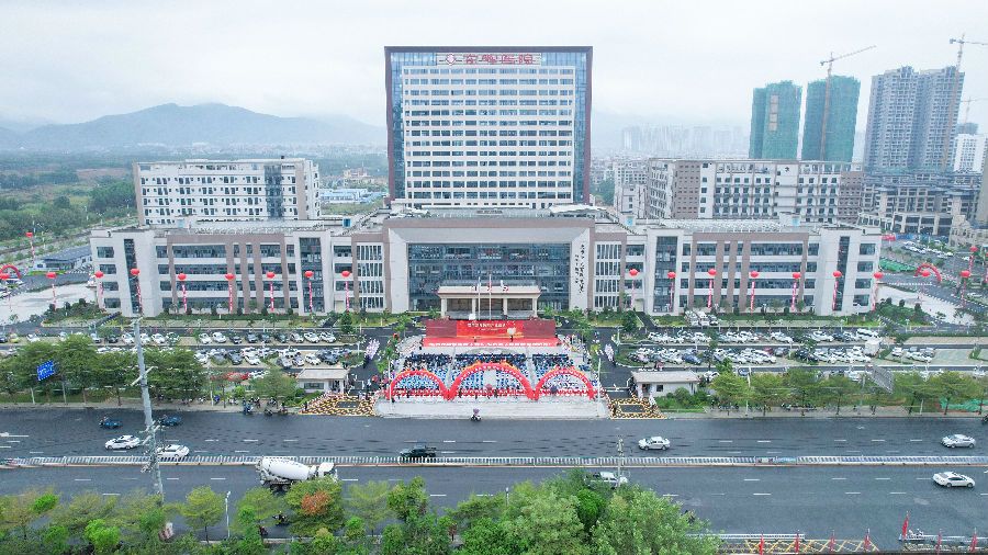 大健康學(xué)院實(shí)習(xí)醫(yī)院-貴港東暉醫(yī)院