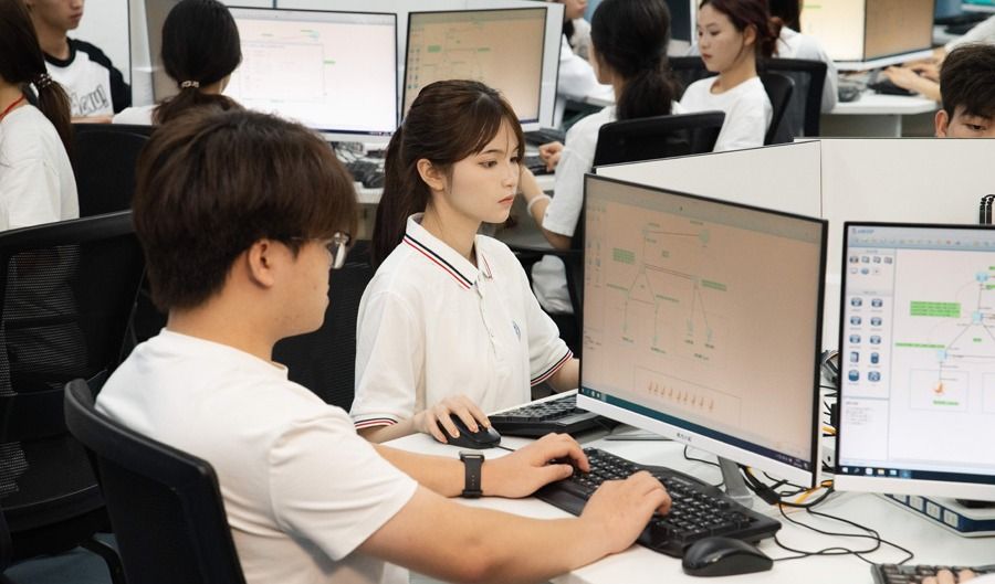 計算機網(wǎng)絡(luò)技術(shù)實訓(xùn)室