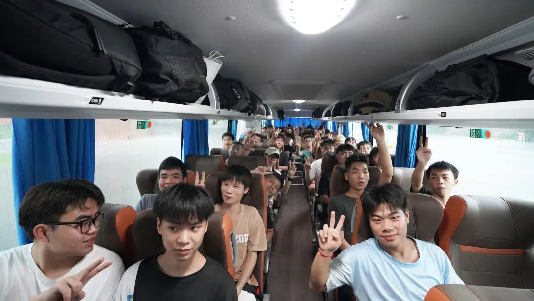 車上合照 車上合照