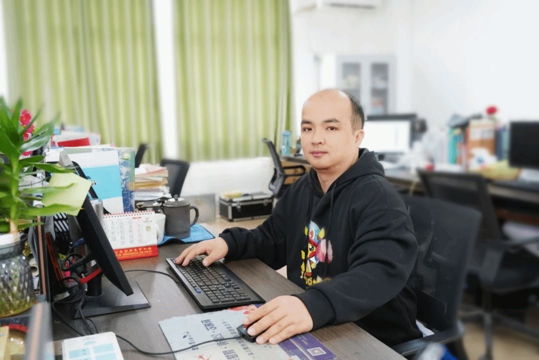 李友華：文化手冊堅定我們擁抱新理念、謀求新突破的決心