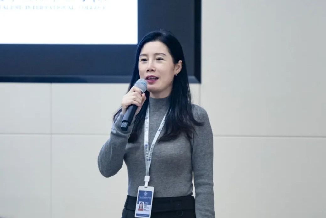 羅靜：追求卓越，為創(chuàng)建最以學生為中心的百年大學而努力奮斗