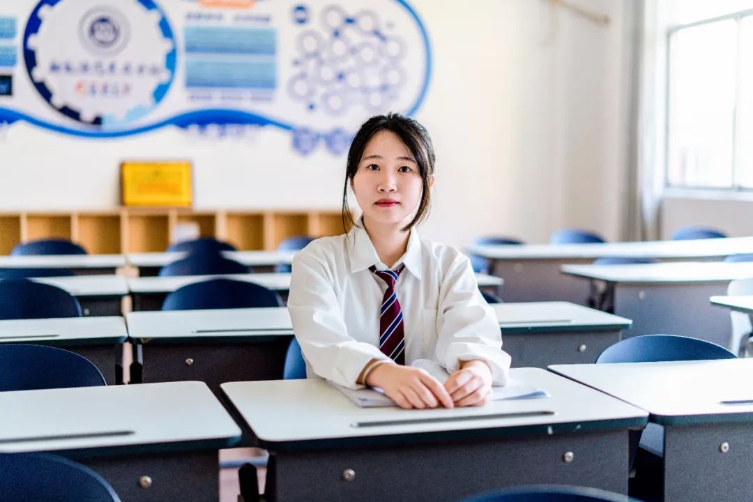 觀眾黃炎榮同學(xué)