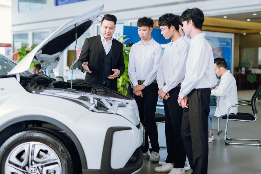 新能源汽車實(shí)訓(xùn)室