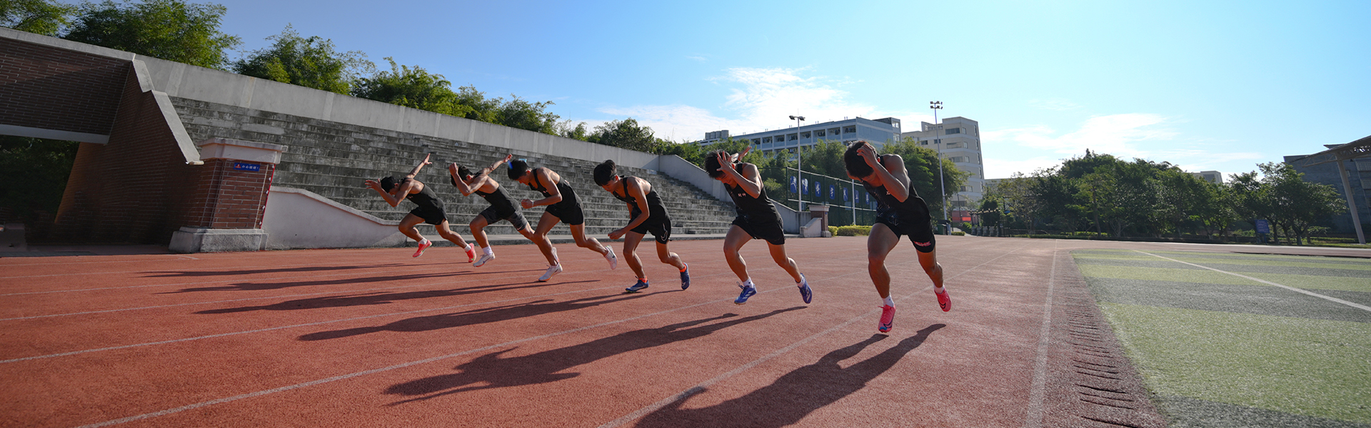 廣西英華國際職業(yè)學(xué)院